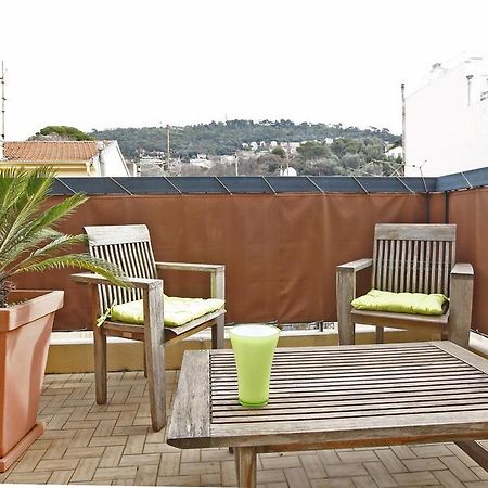 Appartement 6 Personnes Avec Terrasse Le Port Nice Rum bild
